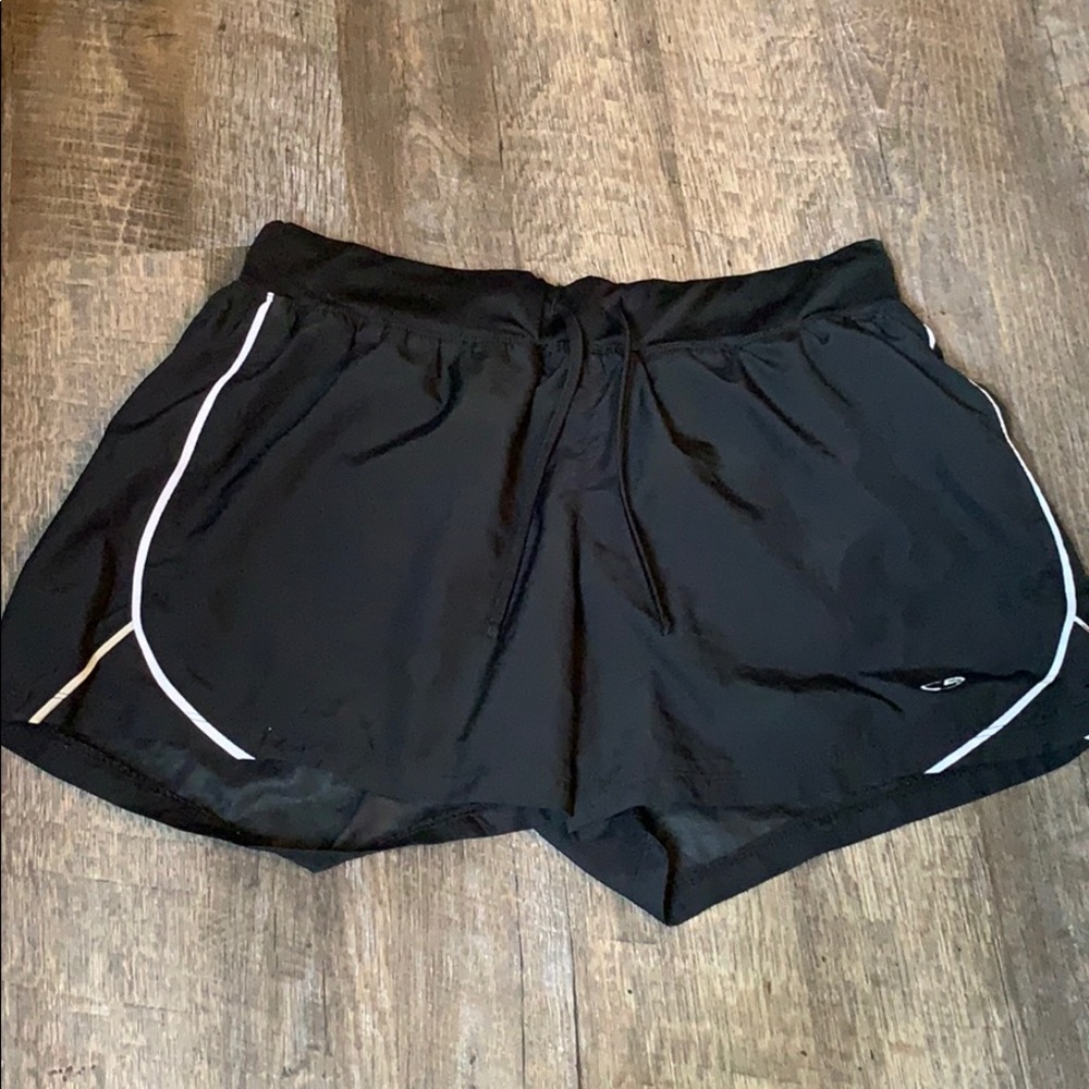 Small lined Champion athletic shorts